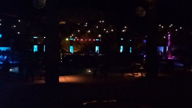 Дискотека в пустыне среди гор в Шарм эль Шейхе смотреть онлайн