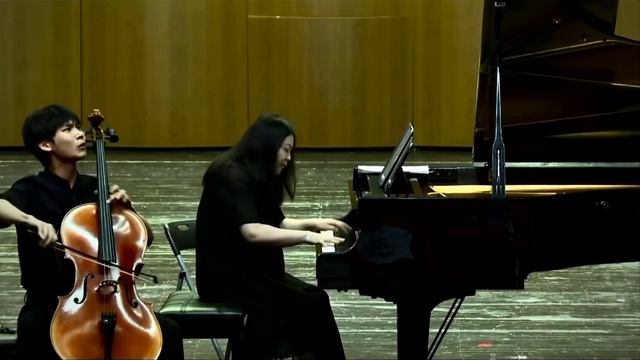 Schumann Adagio and Allegro Op.70 смотреть онлайн