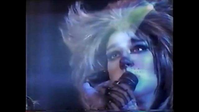 Céline Dion ~ Memory | Live Performance (1987) with Lyrics смотреть онлайн