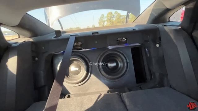 2 12" SUBWOOFERS TEAR UP THIS MALIBU! смотреть онлайн