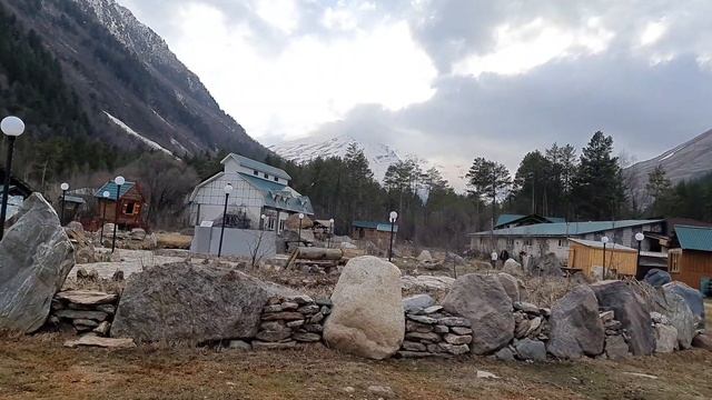 Поляна нарзанов, Приэльбрусье, Апрель 2022 г. смотреть онлайн