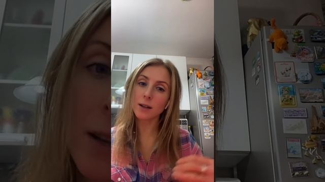 Торты и конфеты манят как магнит? Причины тяги к сладкому и что делать!