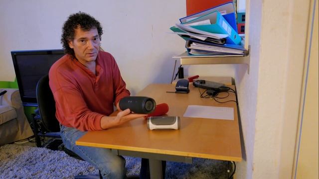 Nostalgia! The JBL Charge 1 against todays versions смотреть онлайн