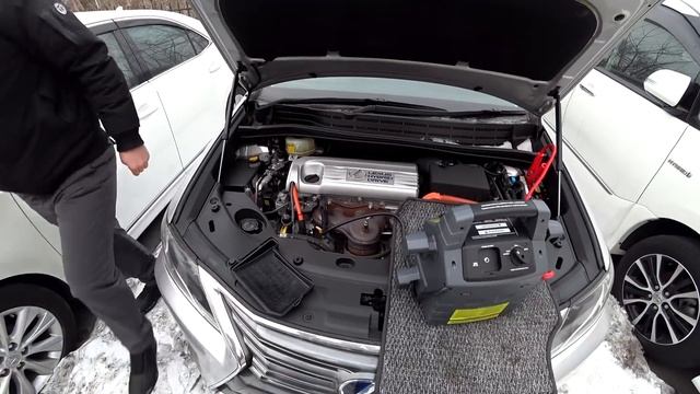 Как "прикурить" ГИБРИДный Lexus HS 250h / Toyota SAI смотреть онлайн