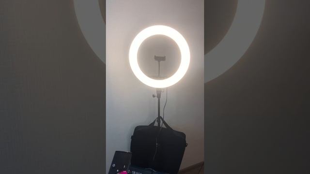 Кольцевая лампа 45 см HQ-18Rgb ( цветная ) смотреть онлайн