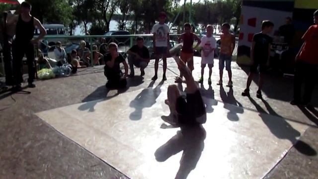 Фестиваль уличных танцев - OUTSIDE JAM 2015 (Тольятти) смотреть онлайн