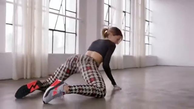 Лучше всех трясёт попой,тверк 2016,ТОП 10 тверкинг,танец попой,лучший танец тверк,лучший попотряс! смотреть онлайн
