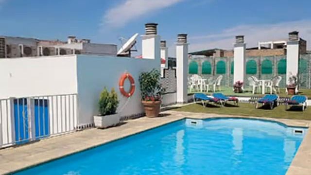 Corona Hotel Granada смотреть онлайн