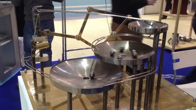 Американские горки для шариков смотреть онлайн