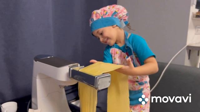 Рецепт домашней пасты. Готовим насадками Kenwood. смотреть онлайн