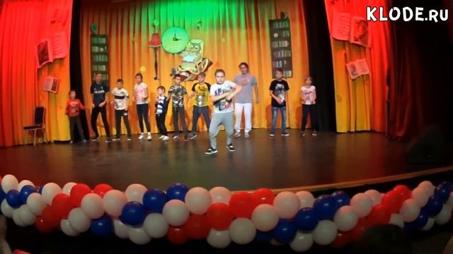 Заключительное шоу и орлятский круг со всем залом (Осень 2017, Лагерь КлоДэ) смотреть онлайн