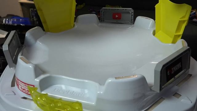 Big BeyStadium XTREME CROSSOVER MODIFICATION! | Epic Beyblade Burst BeyStadium Customization смотреть онлайн