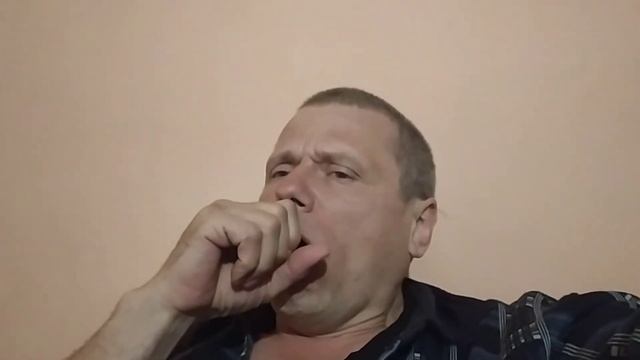 Карась сходит с ума от этой перловки! Понедельник день тяжёлый! смотреть онлайн