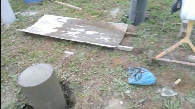 Фундамент дома 6. Замес бетона, процесс заливки. смотреть онлайн