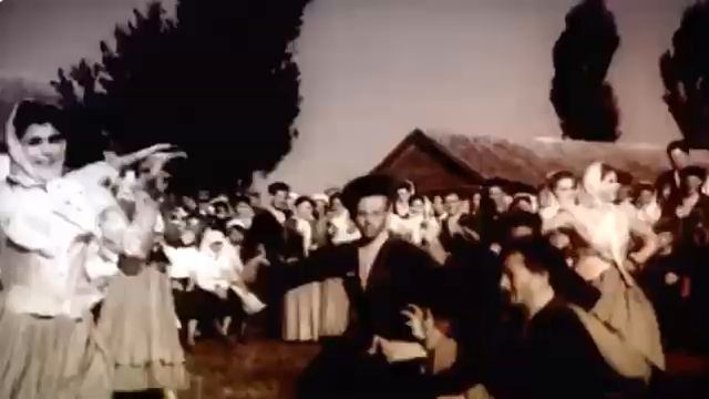 ансамбль Хмель - Едут казаки смотреть онлайн