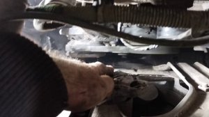 Замена водяной помпы Нива Шевроле