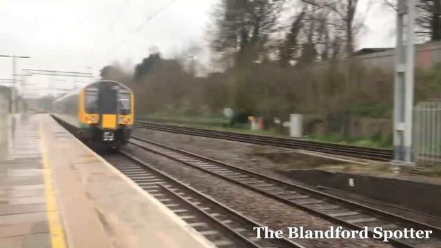 Trainspotting at Bushey (WCML) | 11/4/23 смотреть онлайн