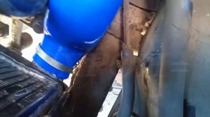 УАЗ-2007. Замена подводящего патрубка радиатора охлаждения.