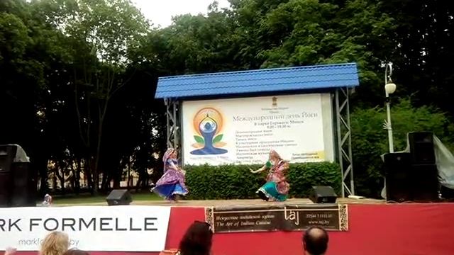 Международный День Йоги в Минске - группа Амрапали 21.06.2015. смотреть онлайн