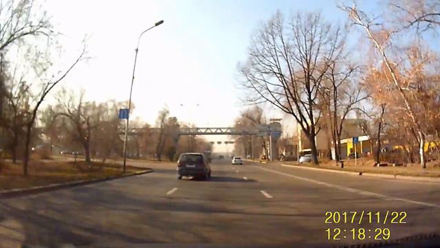 Давить или не давить, сбивать или не сбивать - вот в чем вопрос! смотреть онлайн