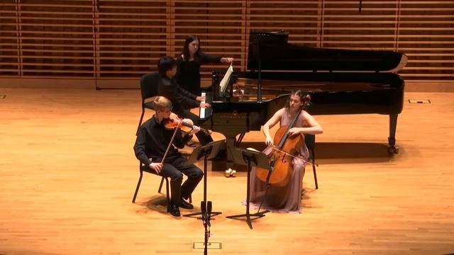 Son Duong, piano: Johannes Brahms - Piano Trio No. 1 in B Major, Op. 8 смотреть онлайн