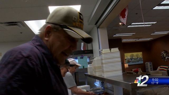Meals on Wheels Resumes PKG смотреть онлайн