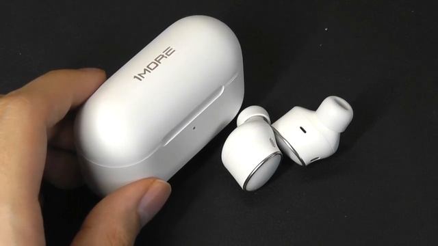 REVIEW: 1More EVO - Flagship HiFi TWS Wireless Earbuds - Amazing Sound? смотреть онлайн