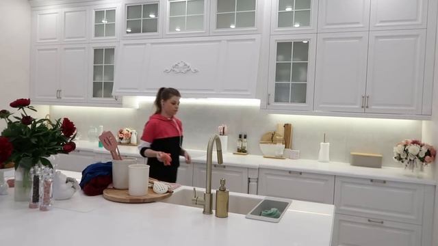 ?НАКОНЕЦ ТО?НОВАЯ МЕБЕЛЬ?КУПИЛИ СТУЛЬЯ?ЦЕЛЫЙ ДЕНЬ НА КУХНЕ?ВКУСНО ГОТОВИМ?УБОРКА?ПОКУПКИ В НОВЫЙ ДО смотреть онлайн