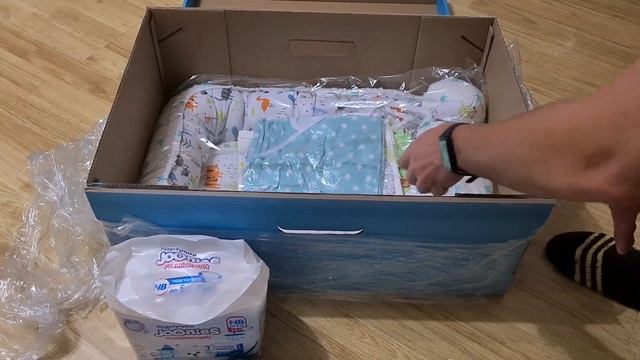 Распаковка подарка для новорожденного. Хабаровск | Август 2023 смотреть онлайн