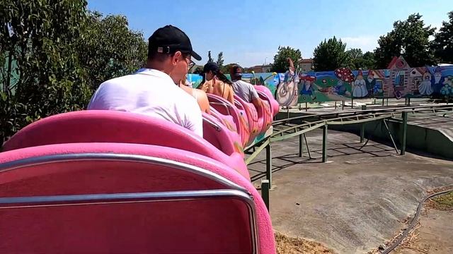 Esploriamo Fiabilandia a Rimini| Tutto il parco raccontato da Park World смотреть онлайн