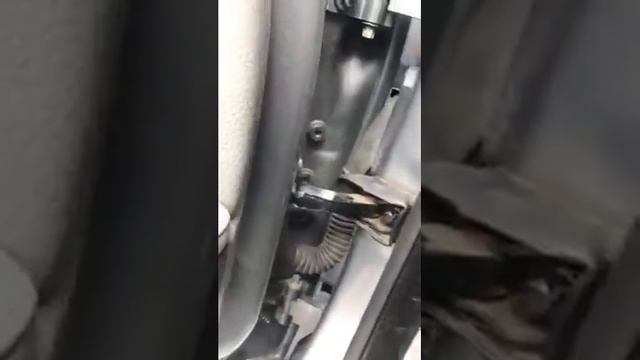 щелкает дверь e92 смотреть онлайн