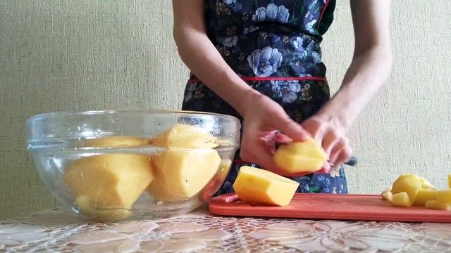 БОРЩ со СВИНИНОЙ, ОЧЕНЬ ВКУСНЫЙ и НАСЫЩЕННО-КРАСНЫЙ/BORSCHT WITH PORK смотреть онлайн