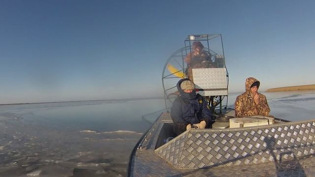 р смотреть онлайн