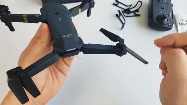 Eachine E58 Drone Unboxing and Review смотреть онлайн