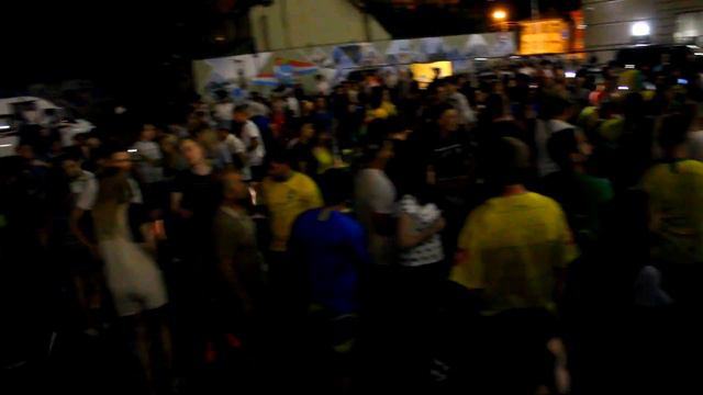 Brazil football fans near lotte hotel Samara 30.06.18 Full video смотреть онлайн