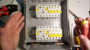 Сборка бюджетного  электрического щита .