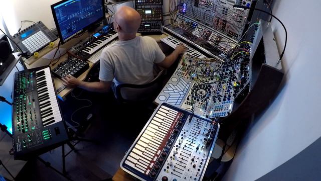 Jam with Magneto Buchla and Lyra-8 from Soma смотреть онлайн