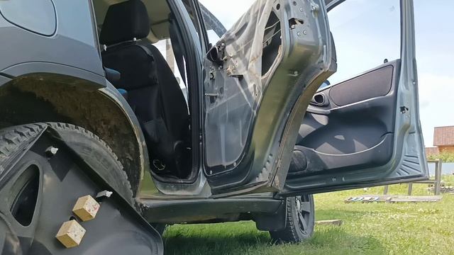 Ремонт ручки открывания задней двери Шевроле Нива смотреть онлайн