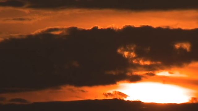 солнце красное на закате смотреть онлайн