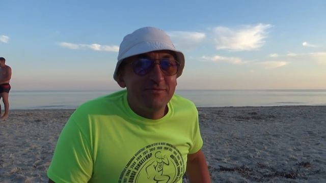 отдых на море, встреча с кумовьями, ужин в кафе саванна, Шаповаловы влог смотреть онлайн