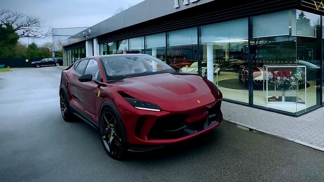 Новая  Ferrari 2022 года.