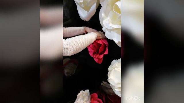 Крепление БОЛЬШИХ ЦВЕТОВ Ольги Ольневой на стенд клиента. Аренда фотозоны в Нижнем Новгороде. смотреть онлайн