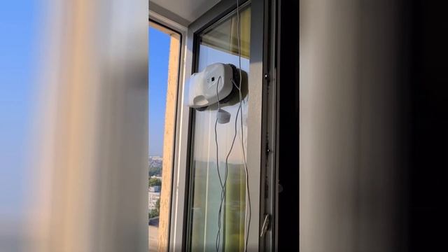 Отзыв на мойщик окон робот HUTT DDC55 спустя 2 года использования. Плюсы и минусы смотреть онлайн