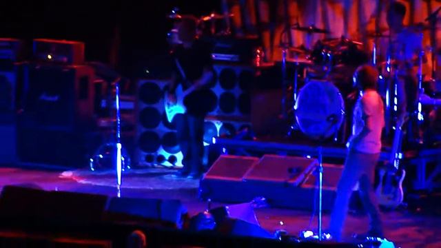 Mike McCready (Pearl Jam) Guitar Solo Toronto 2011 смотреть онлайн