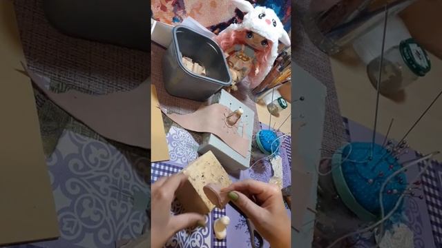 БОТИНОЧКИ ИЗ КОЖИ ДЛЯ КУКОЛКИ. ОБУВЬ ДЛЯ КУКЛЫ РУЧНОЙ РАБОТЫ смотреть онлайн