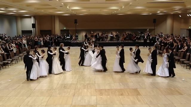 Stanford Viennese Ball 2015 - Opening Waltz (Strauss II - Rosen aus dem Süden, op. 388) смотреть онлайн