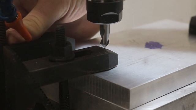 AC Servo Spindle Motor for DIY CNC! Setup, Mounting, Belt Drive, and Mach3 Control! смотреть онлайн