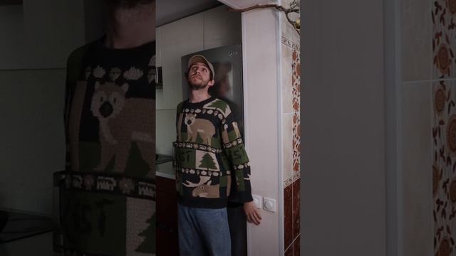 Почему укулеле-музыканты становятся жертвами…? #укулеле #flightukulele #radislove смотреть онлайн