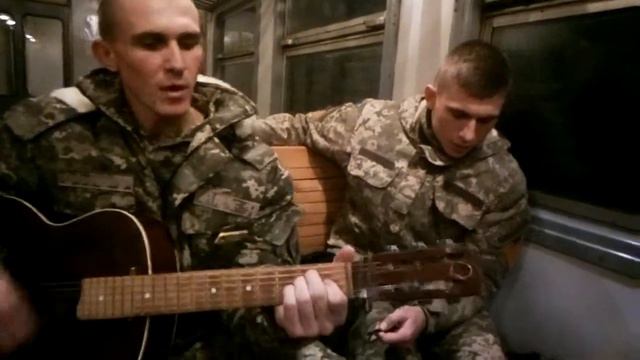 целуйте бабы рельсы смотреть онлайн