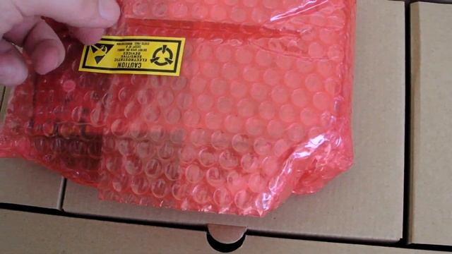 Gainward Nvidia GTX 460 1GB Golden Sample - Unboxing смотреть онлайн